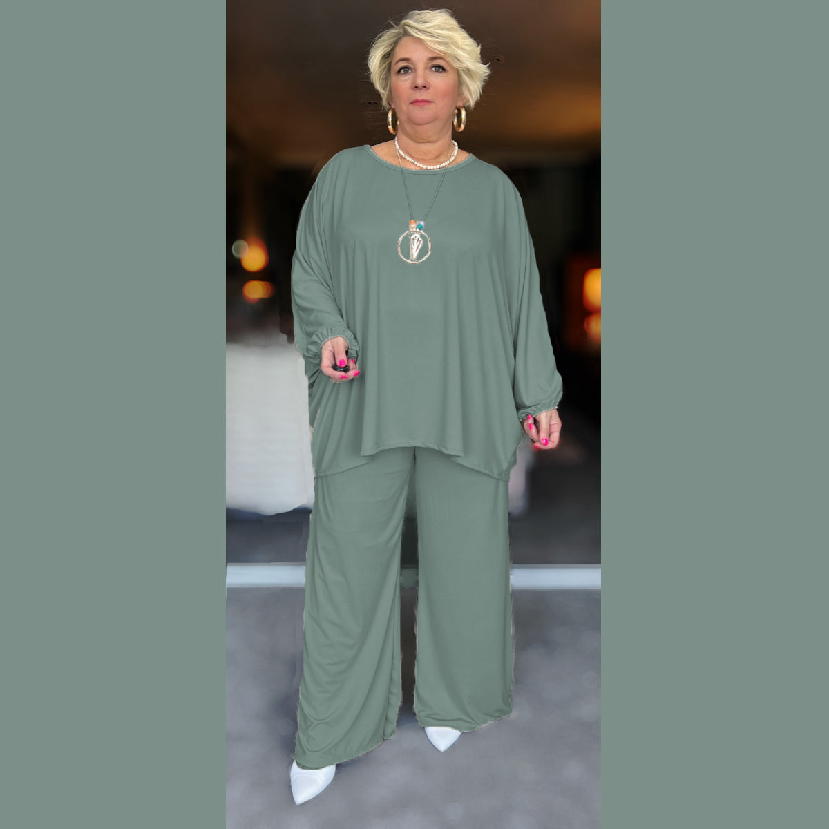 TWO PIECE LOOSE FIT PALAZZO TROUSERS + BATWING TOP OUTFIT – rockthosecurves