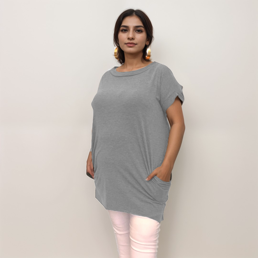 ROCKTHOSECURVES LONG DIPPED HEM T-SHIRT WITH POCKETS