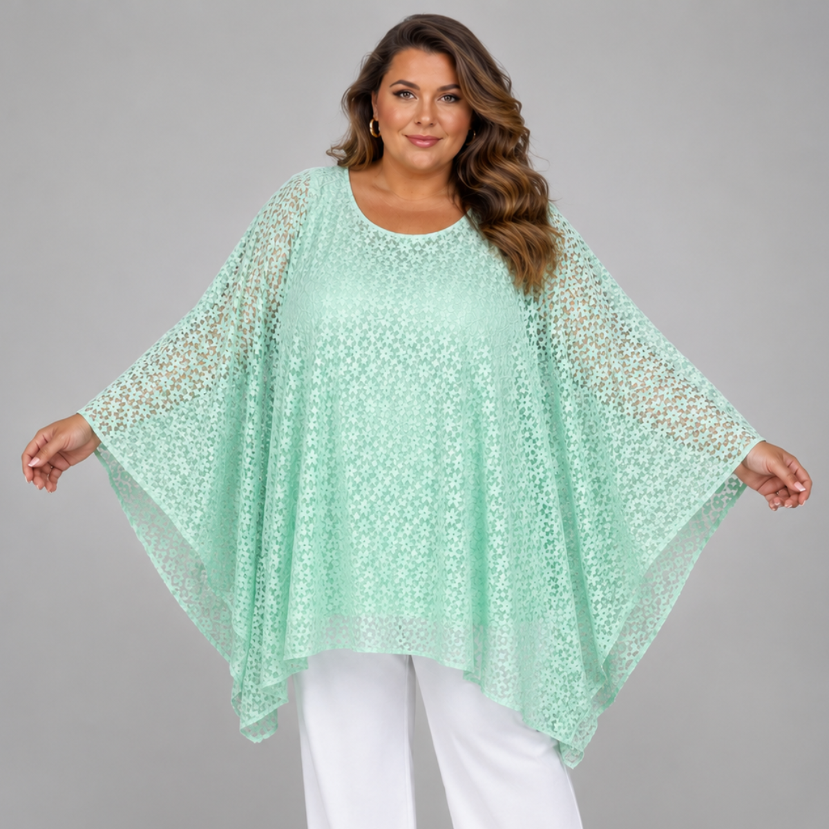 Oversized Lace Round Neck Kaftan Blouse
