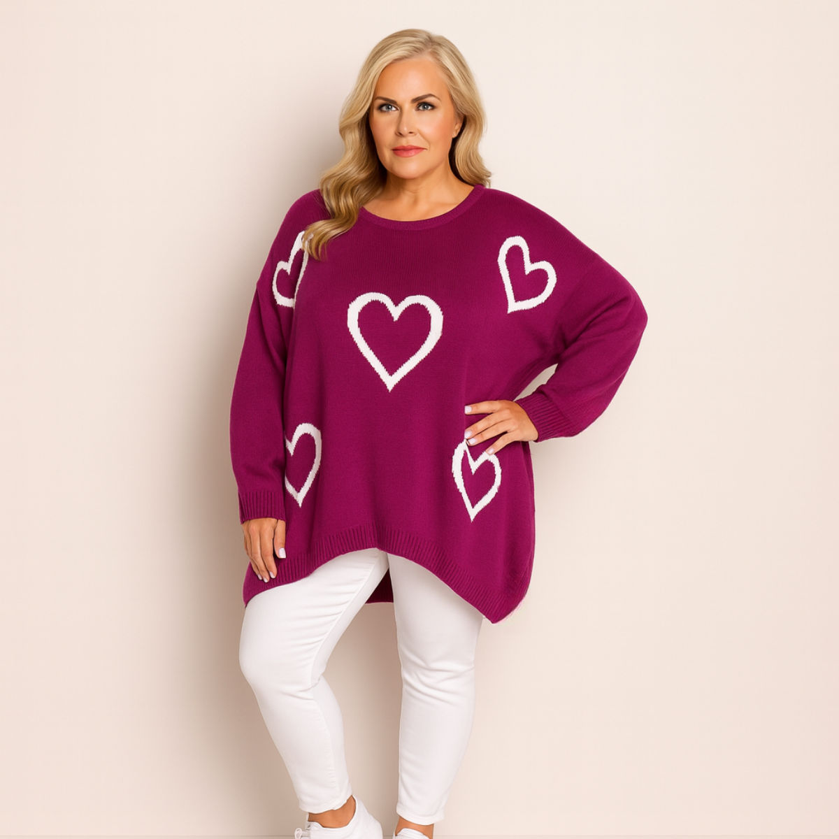 SCOOP HEM OVERSIZED KNITTED JUMPER WITH HEARTS