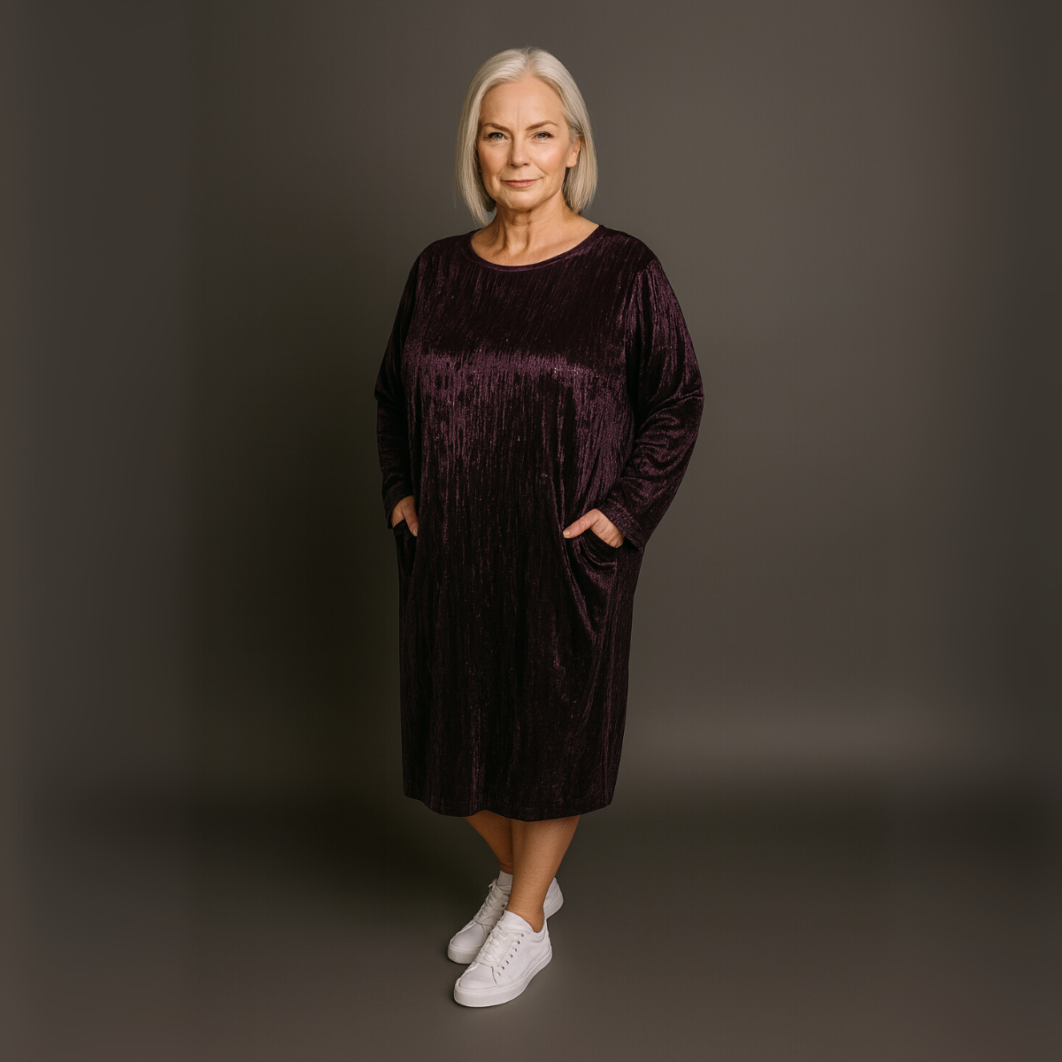 Velvet Loose Fitting Dress with Sequins