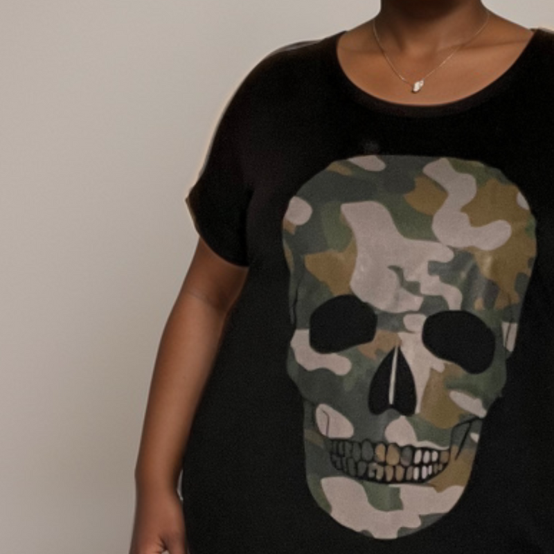 Skull Dipped Hem Short Sleeve T-Shirt
