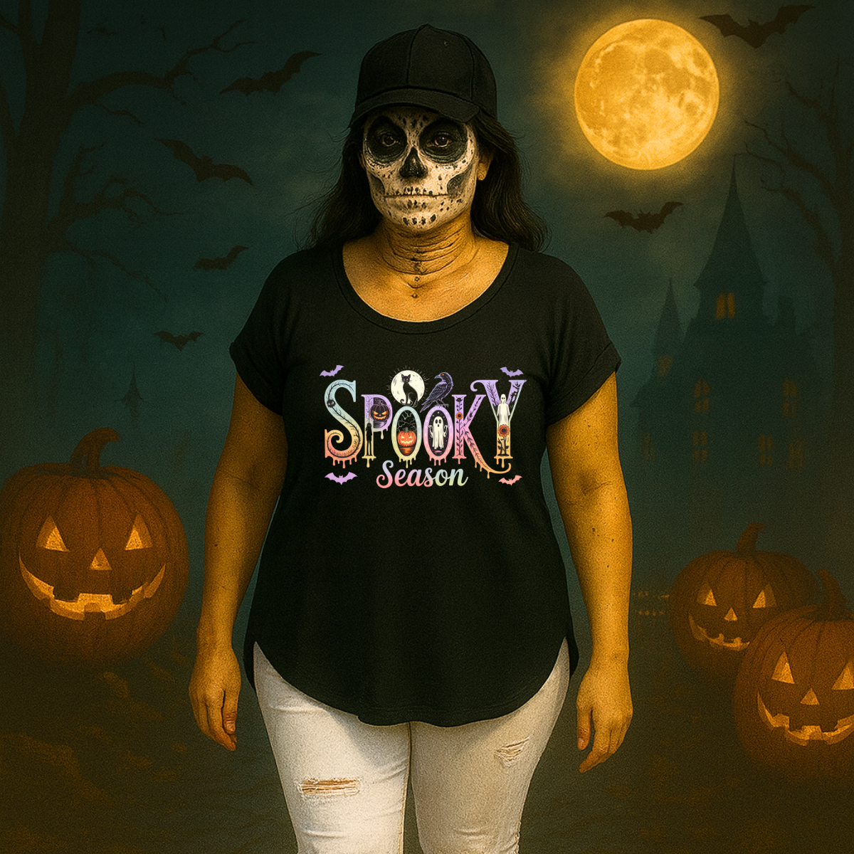 Dipped-Hem T-Shirt with Spooky Halloween print
