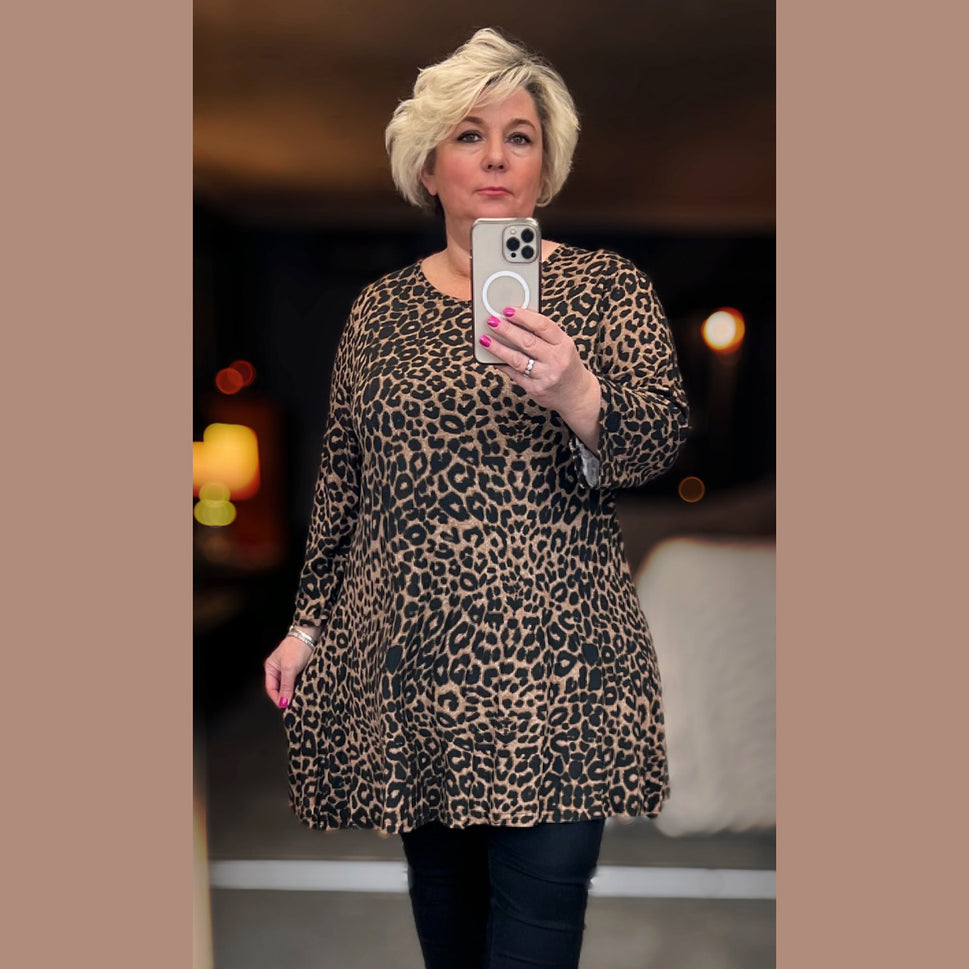 Brown Leopard 3/4 sleeve plus size swing top