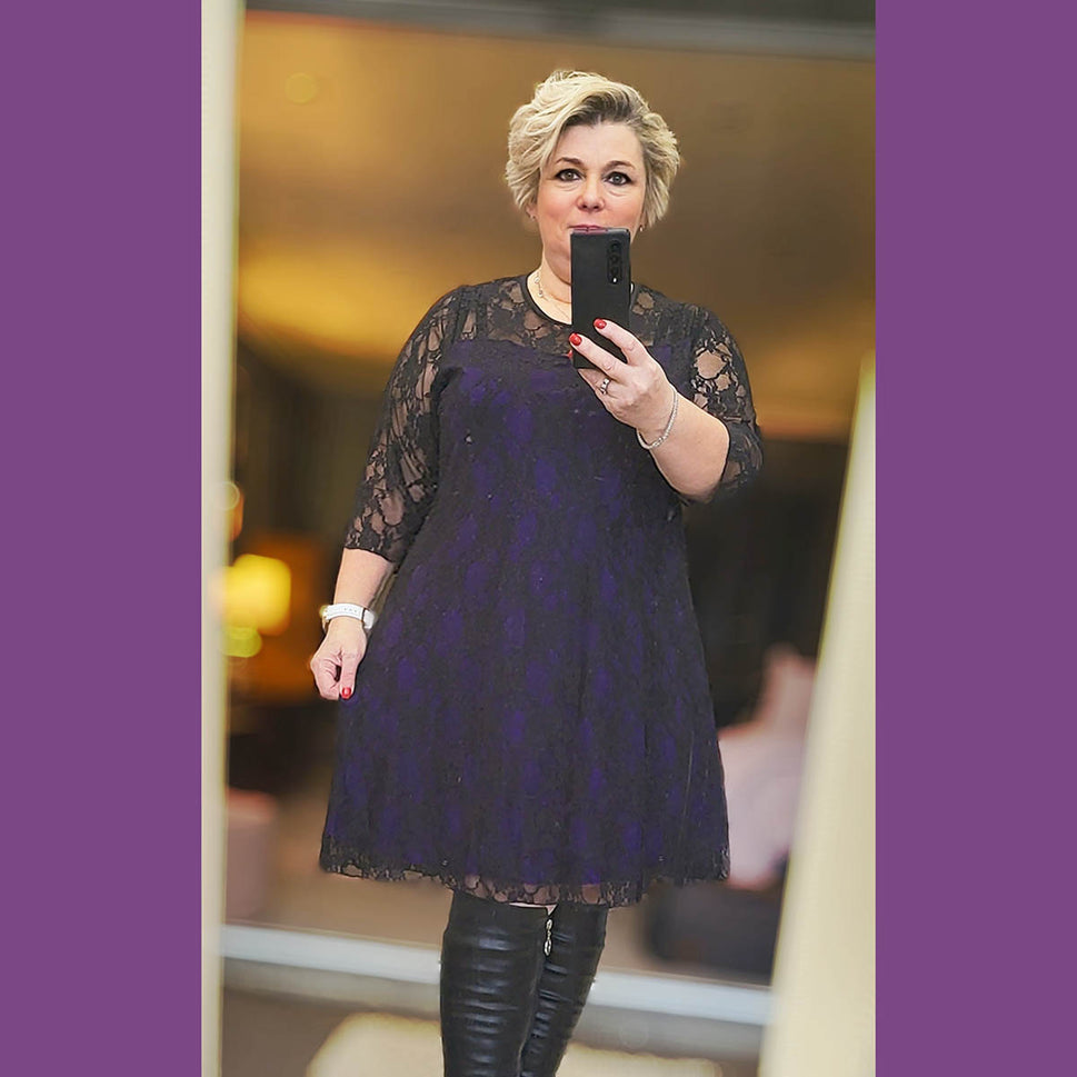 FINE LACE 3/4 SLEEVE SWING DRESS WITH SWEETHEART NECKLINEBlack / Purple / UK 12-14