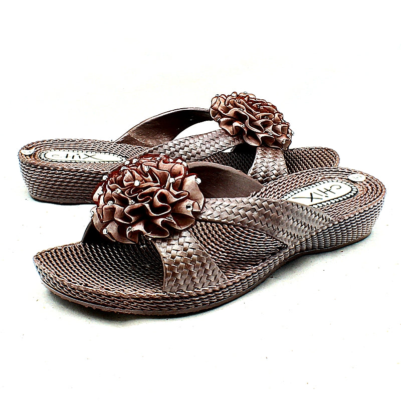 Brown rubber sandals with rosette front