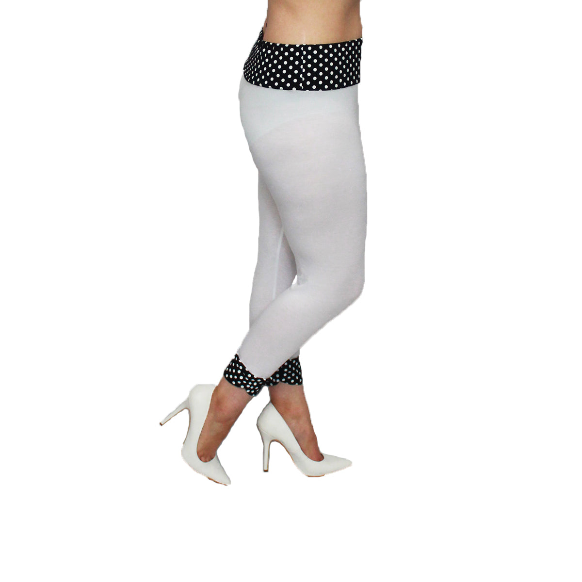 ROCKTHOSECURVES 3/4 CAPRI LEGGINGS WITH FEATURE PANELS