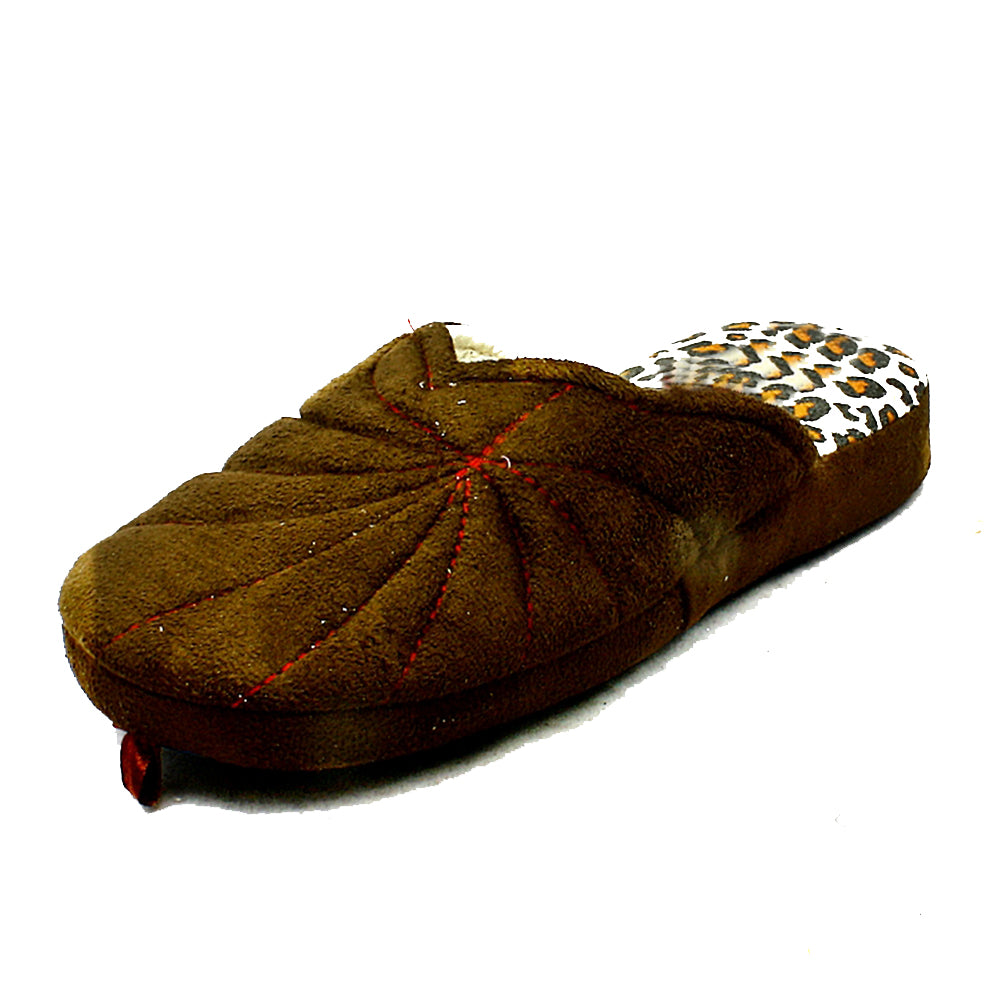 Open back slippers with leopard print detail