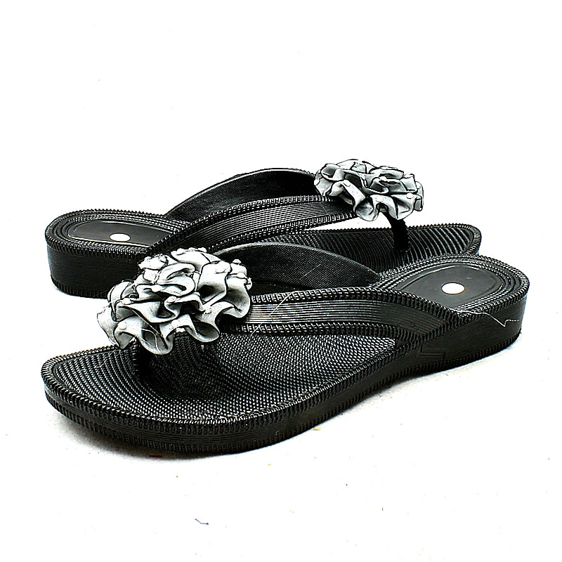 ROCKTHOSECURVES BEADED ROSETTE FLIP FLOPS SANDALS