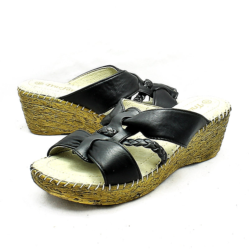 Comfort cushioned wedge heel sandals