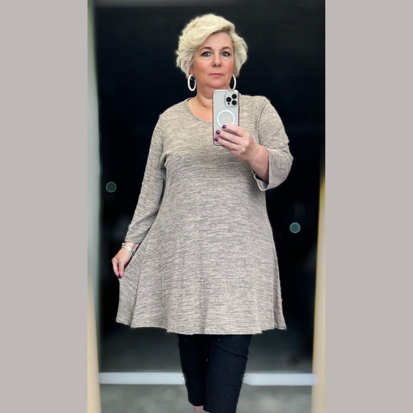 Plus‑Size Fleck Effect 3/4 Sleeve Swing Top