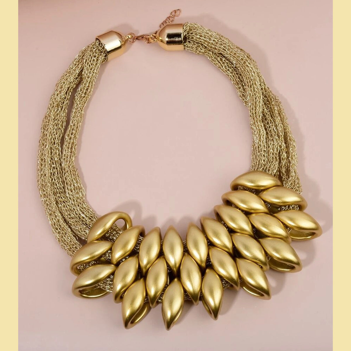 GOLD LARGE BEADS CHOKER NECKLACE