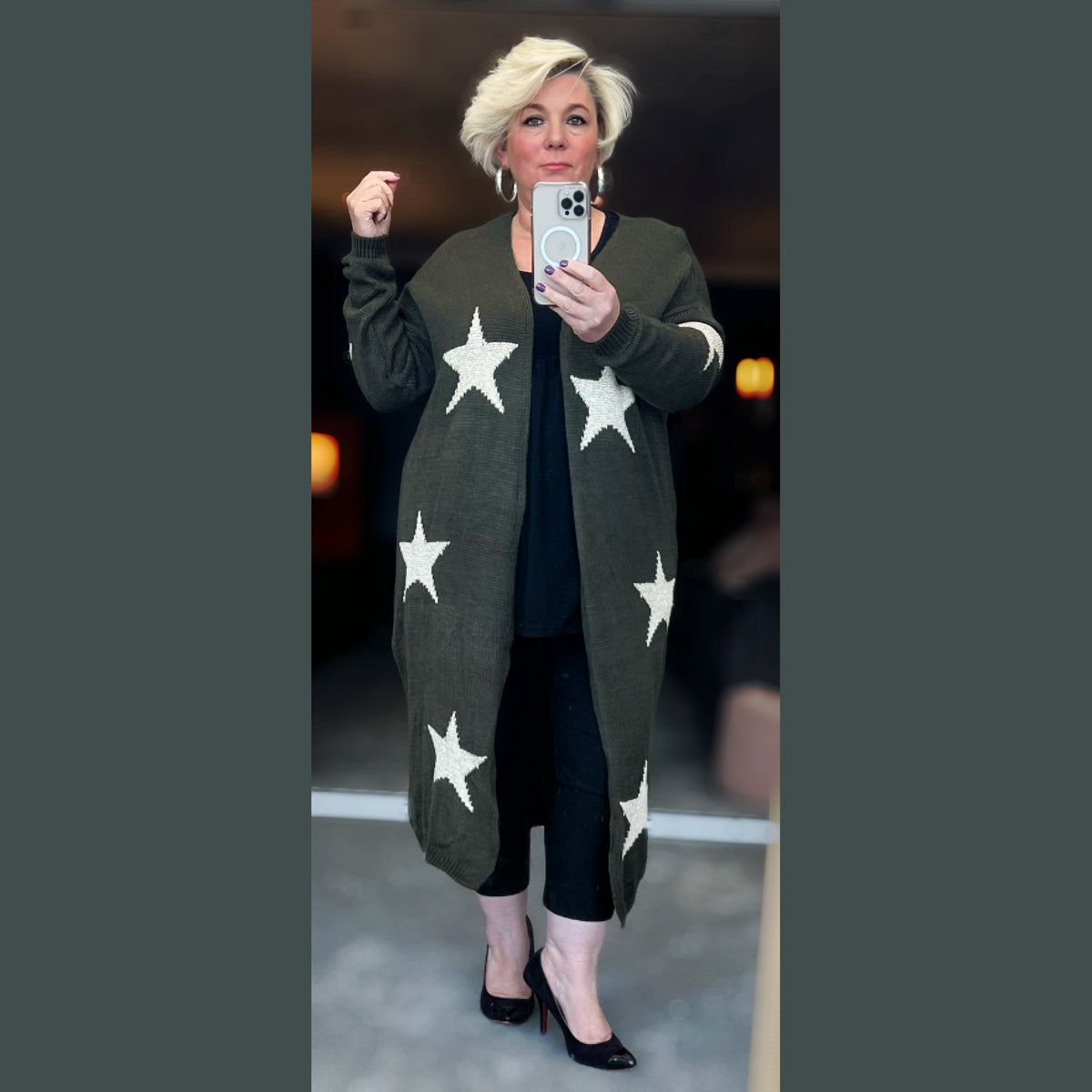 ROCKTHOSECURVES LONG LENGTH DUSTER CARDIGAN WITH GOLD STARS