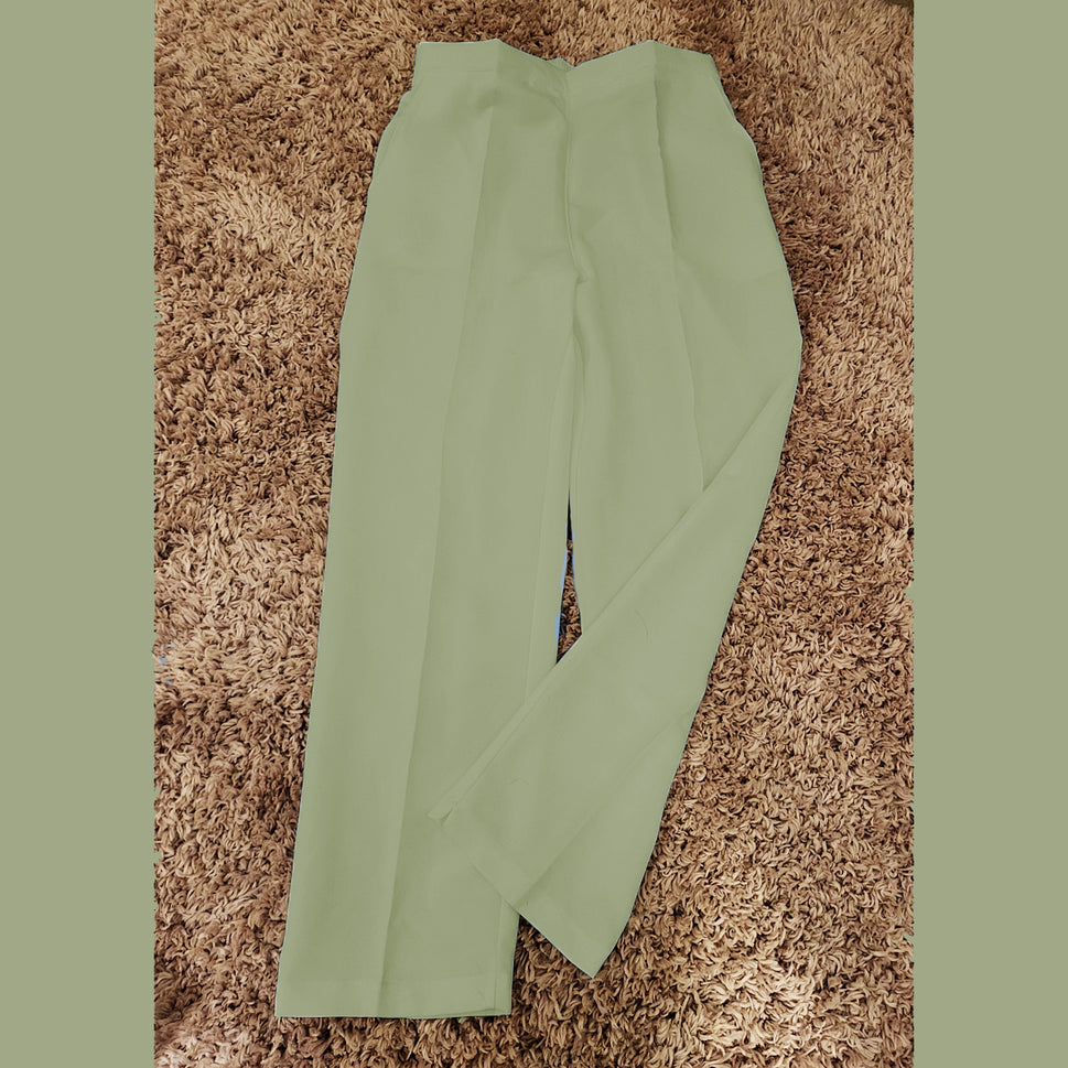 Straight Leg Trousers 1/2 elastic waist and side pockets - PETITEPale Green / UK 12-14