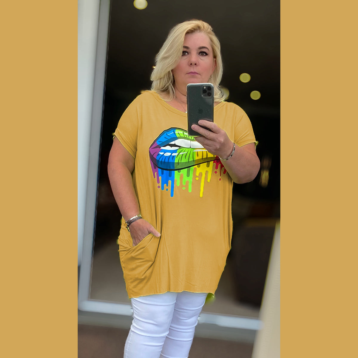 LONG DIPPED HEM TOP RAINBOW LIPS AND SIDE POCKETS