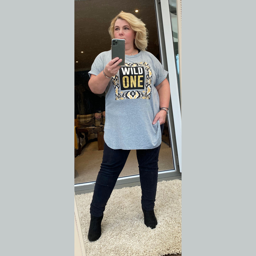 Short sleeve Dipped Hem Wild One t-shirt - PLUS SIZE